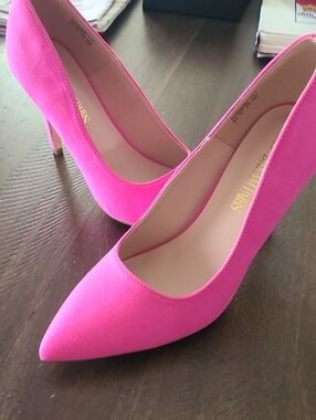 Dream Pairs Hot Pink Pointed-Toe High Heels